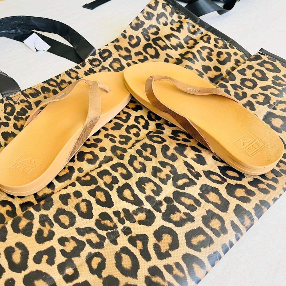 Reef Cushion Court Rose Gold Metallic Vegan Leather Flip Flop Sandals Womens 9 - Picture 6 of 6